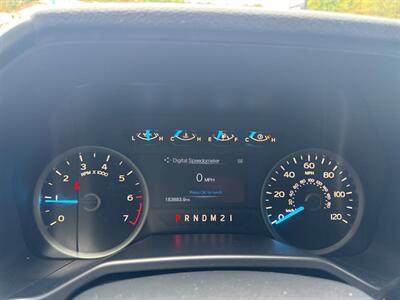 2015 Ford F-150 XLT 4x4 4dr SuperCrew 5.5 ft. SB   - Photo 32 - Hazleton, PA 18201