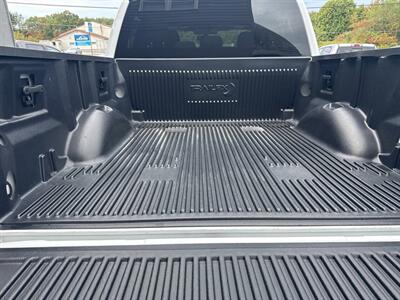 2015 Ford F-150 XLT 4x4 4dr SuperCrew 5.5 ft. SB   - Photo 19 - Hazleton, PA 18201