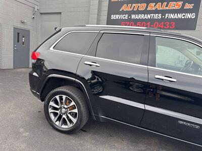 2018 Jeep Grand Cherokee Overland 4x4 4dr SUV   - Photo 9 - Hazleton, PA 18201