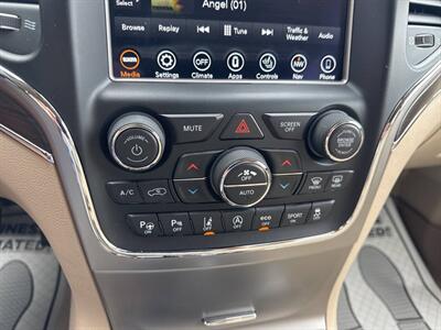 2018 Jeep Grand Cherokee Overland 4x4 4dr SUV   - Photo 31 - Hazleton, PA 18201