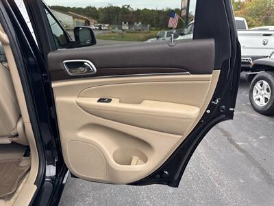 2018 Jeep Grand Cherokee Overland 4x4 4dr SUV   - Photo 22 - Hazleton, PA 18201