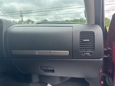 2014 Chevrolet Silverado 2500HD LT 4x4 4dr Crew Cab SB - Photo 26 - Hazleton, PA 18201