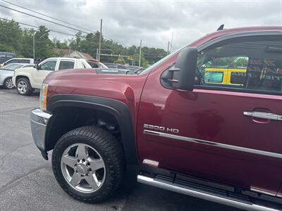 2014 Chevrolet Silverado 2500HD LT 4x4 4dr Crew Cab SB - Photo 4 - Hazleton, PA 18201
