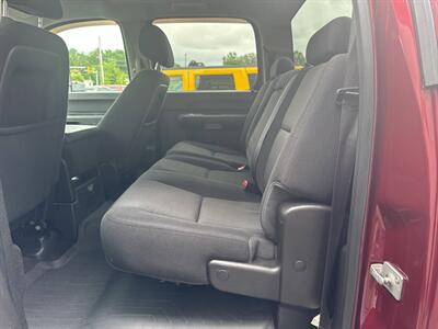 2014 Chevrolet Silverado 2500HD LT 4x4 4dr Crew Cab SB - Photo 17 - Hazleton, PA 18201