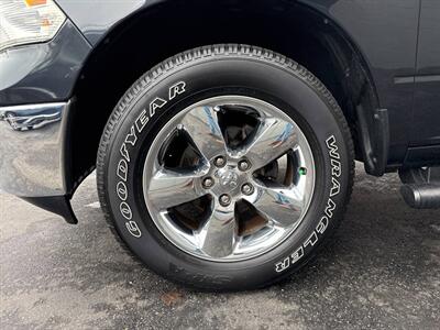 2014 RAM 1500 Big Horn 4x4 4dr Crew Cab 5.5 ft. SB Pickup   - Photo 7 - Hazleton, PA 18201