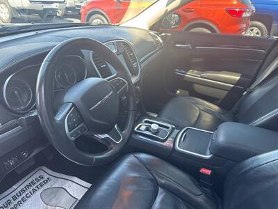2015 Chrysler 300 Series Limited 4dr Sedan   - Photo 16 - Hazleton, PA 18201