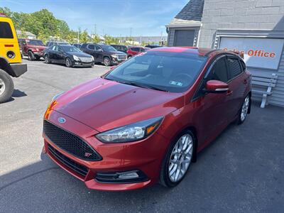 2018 Ford Focus ST 4dr Hatchback   - Photo 3 - Hazleton, PA 18201