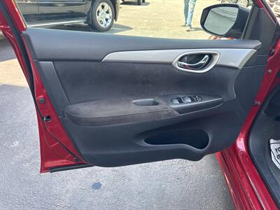 2013 Nissan Sentra SR 4dr Sedan   - Photo 14 - Hazleton, PA 18201