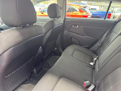 2011 Kia Sportage LX AWD 4dr SUV   - Photo 18 - Hazleton, PA 18201