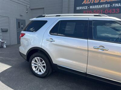 2013 Ford Explorer XLT AWD 4dr SUV   - Photo 9 - Hazleton, PA 18201