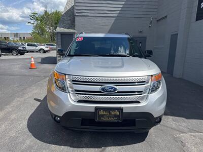 2013 Ford Explorer XLT AWD 4dr SUV   - Photo 2 - Hazleton, PA 18201