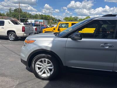2013 Ford Explorer XLT AWD 4dr SUV   - Photo 4 - Hazleton, PA 18201