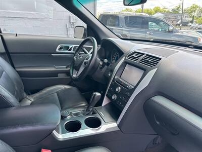 2013 Ford Explorer XLT AWD 4dr SUV   - Photo 27 - Hazleton, PA 18201