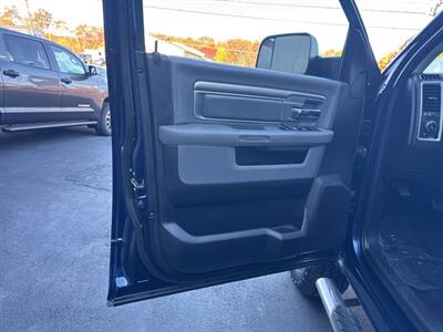 2018 RAM 2500 Big Horn 4x4 4dr Crew Cab 8 ft. LB Pickup - Photo 14 - Hazleton, PA 18201