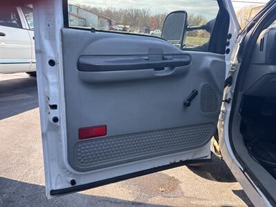 2005 Ford F-350 4X4 2dr Regular Cab 140.8 164.8 in. WB   - Photo 14 - Hazleton, PA 18201