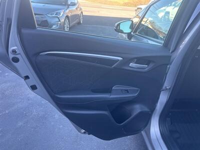 2015 Honda Fit EX 4dr Hatchback CVT   - Photo 17 - Hazleton, PA 18201