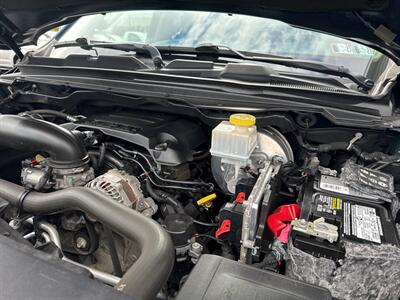 2019 RAM 1500 Laramie 4x4 4dr Crew Cab 5.6 ft. SB Pickup - Photo 13 - Hazleton, PA 18201