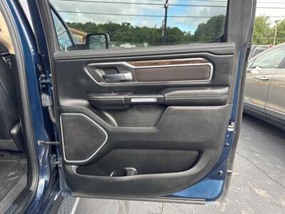 2019 RAM 1500 Laramie 4x4 4dr Crew Cab 5.6 ft. SB Pickup - Photo 24 - Hazleton, PA 18201