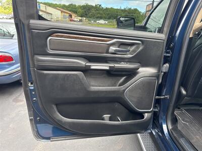 2019 RAM 1500 Laramie 4x4 4dr Crew Cab 5.6 ft. SB Pickup - Photo 18 - Hazleton, PA 18201