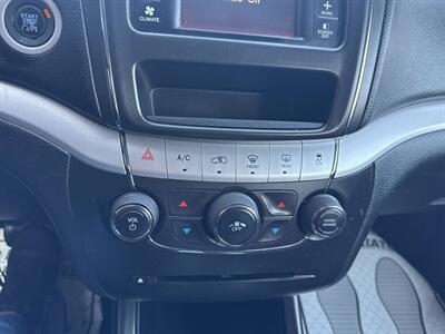 2013 Dodge Journey American Value Package 4dr SUV - Photo 28 - Hazleton, PA 18201