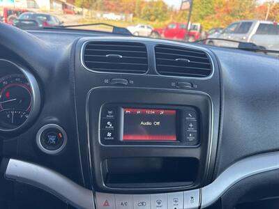 2013 Dodge Journey American Value Package 4dr SUV - Photo 27 - Hazleton, PA 18201