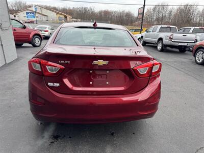 2017 Chevrolet Cruze LT Auto 4dr Sedan   - Photo 7 - Hazleton, PA 18201