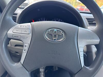 2011 Toyota Camry LE 4dr Sedan 6A   - Photo 32 - Hazleton, PA 18201