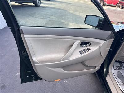 2011 Toyota Camry LE 4dr Sedan 6A   - Photo 14 - Hazleton, PA 18201