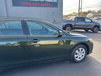 2011 Toyota Camry LE 4dr Sedan 6A   - Photo 10 - Hazleton, PA 18201