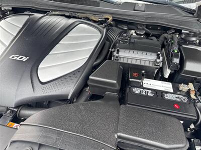 2015 Kia Cadenza Limited   - Photo 12 - Hazleton, PA 18201