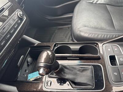 2015 Kia Cadenza Premium 4dr Sedan - Photo 30 - Hazleton, PA 18201