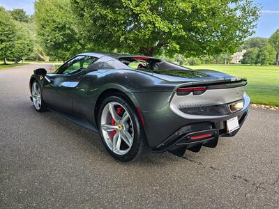 2023 Ferrari 296 GTB - Photo 3 - Roslyn, NY 11576