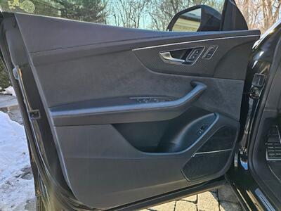 2023 Audi RS Q8 4.0T quattro - Photo 52 - Roslyn, NY 11576