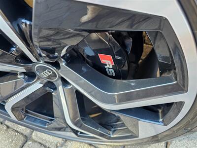 2023 Audi RS Q8 4.0T quattro - Photo 21 - Roslyn, NY 11576