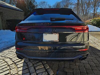 2023 Audi RS Q8 4.0T quattro - Photo 6 - Roslyn, NY 11576