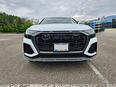 2024 Audi RS Q8 4.0T quattro   - Photo 2 - Roslyn, NY 11576