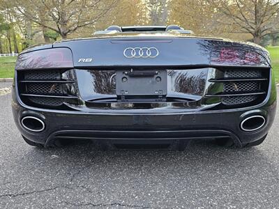 2012 Audi R8 5.2 quattro Spyder  Manual - Photo 34 - Roslyn, NY 11576