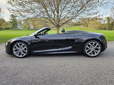 2012 Audi R8 5.2 quattro Spyder  Manual - Photo 13 - Roslyn, NY 11576