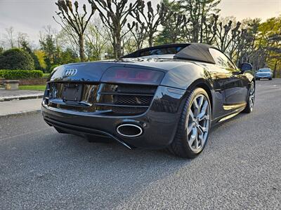 2012 Audi R8 5.2 quattro Spyder  Manual - Photo 6 - Roslyn, NY 11576