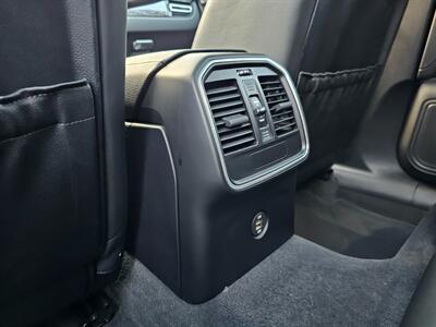 2019 Porsche Macan   - Photo 53 - Roslyn, NY 11576