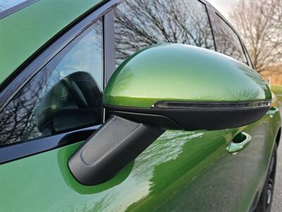 2019 Porsche Macan   - Photo 14 - Roslyn, NY 11576