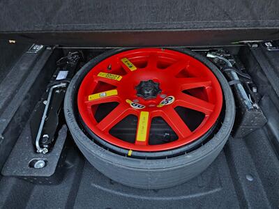 2019 Porsche Macan   - Photo 72 - Roslyn, NY 11576