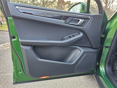 2019 Porsche Macan   - Photo 34 - Roslyn, NY 11576