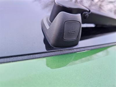 2019 Porsche Macan   - Photo 64 - Roslyn, NY 11576