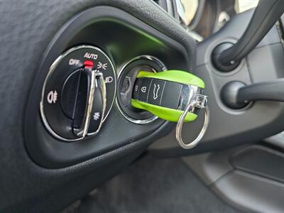 2019 Porsche Macan   - Photo 47 - Roslyn, NY 11576