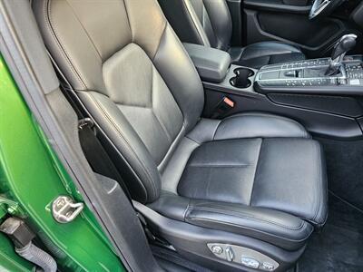 2019 Porsche Macan   - Photo 36 - Roslyn, NY 11576