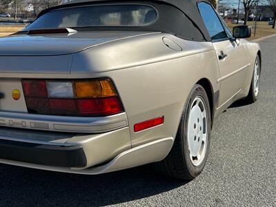 1990 Porsche 944 S2   - Photo 16 - Roslyn, NY 11576