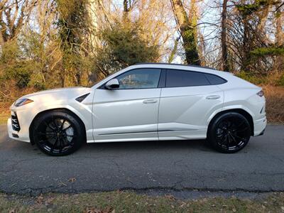 2022 Lamborghini Urus   - Photo 8 - Roslyn, NY 11576