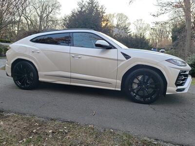 2022 Lamborghini Urus   - Photo 4 - Roslyn, NY 11576