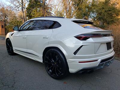 2022 Lamborghini Urus   - Photo 7 - Roslyn, NY 11576